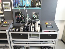MR-J2S-60B4 Module, PLC, LCD, Board, Controller