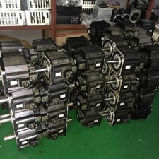 SGMGV-30D3W-YG15 Module, PLC, LCD, Board, Controller